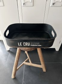 Bricka Le Cru, Ib Laursen