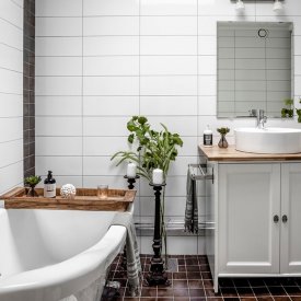 Trätråg, Bricka Ib Laursen