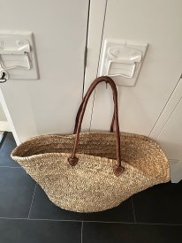 Stråväska, Korg, Bruna läderremmar, Sidsid